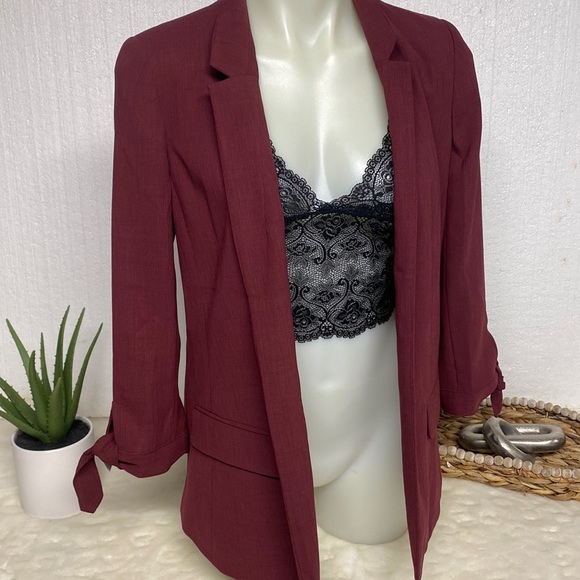 LOFT Jackets & Blazers - Womens maroon Loft blazer!